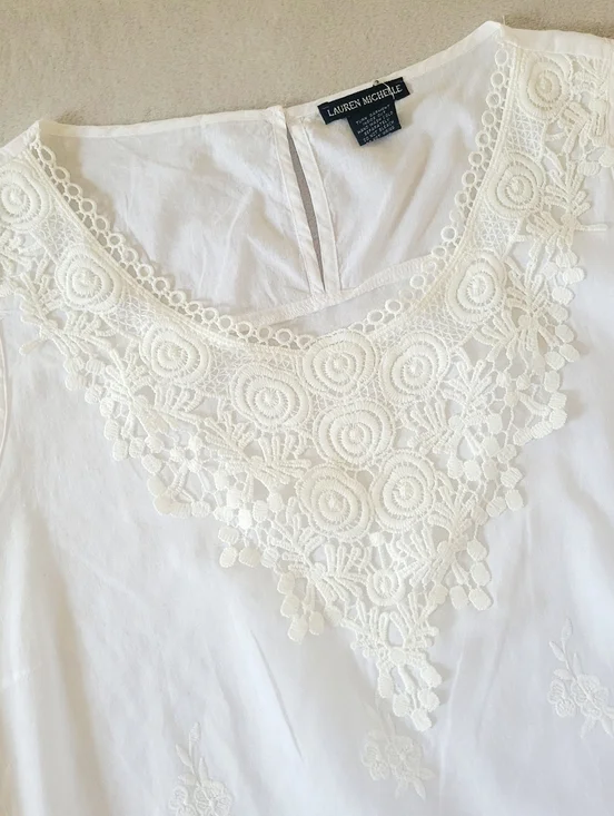 White Cotton Eyelet Embroidered Lace Crochet Trim Sleeveless Top Large Boho - Picture 2 of 8